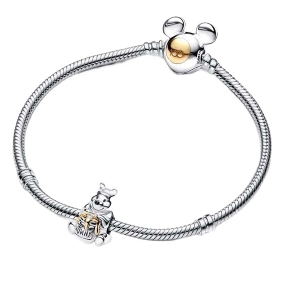 Women’s 925 Sterling Silver Disney Inspired WINNIE THE POOH - Charm/Pendant -NWT - Picture 4 of 5